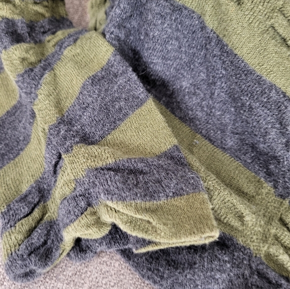 FREE PEOPLE Long Sleeve Top Small - Picture 8 of 11